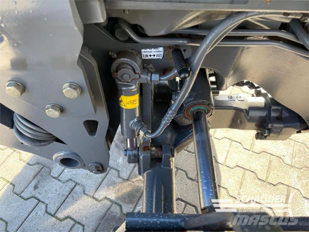 Fendt 209 PA VARIO Трактори