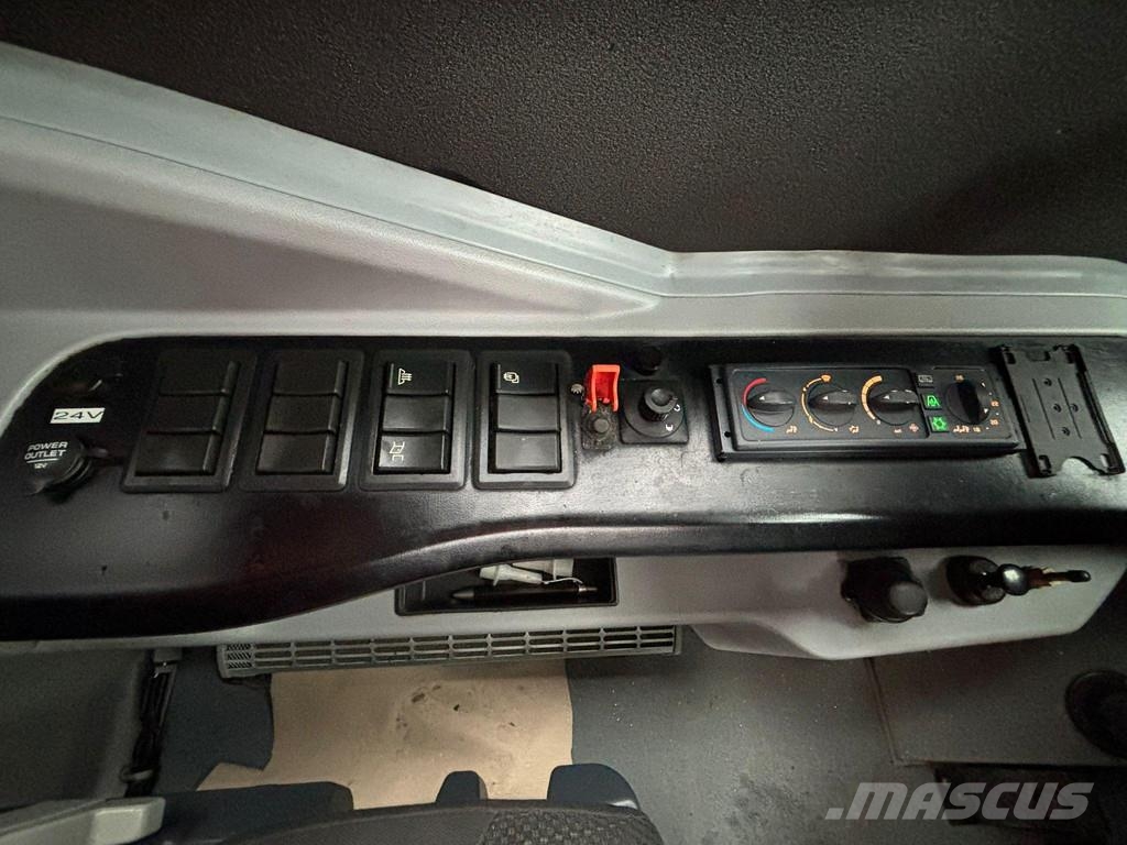 Volvo B8RLE 8900 4x2 45 SEATS / AC / AUXILIARY HEATER Intercity busser