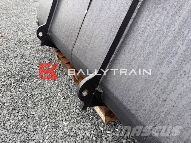 7FT 5INCH Telehandler Loader Bucket (JCB Q-Fit) Agriculture - Others