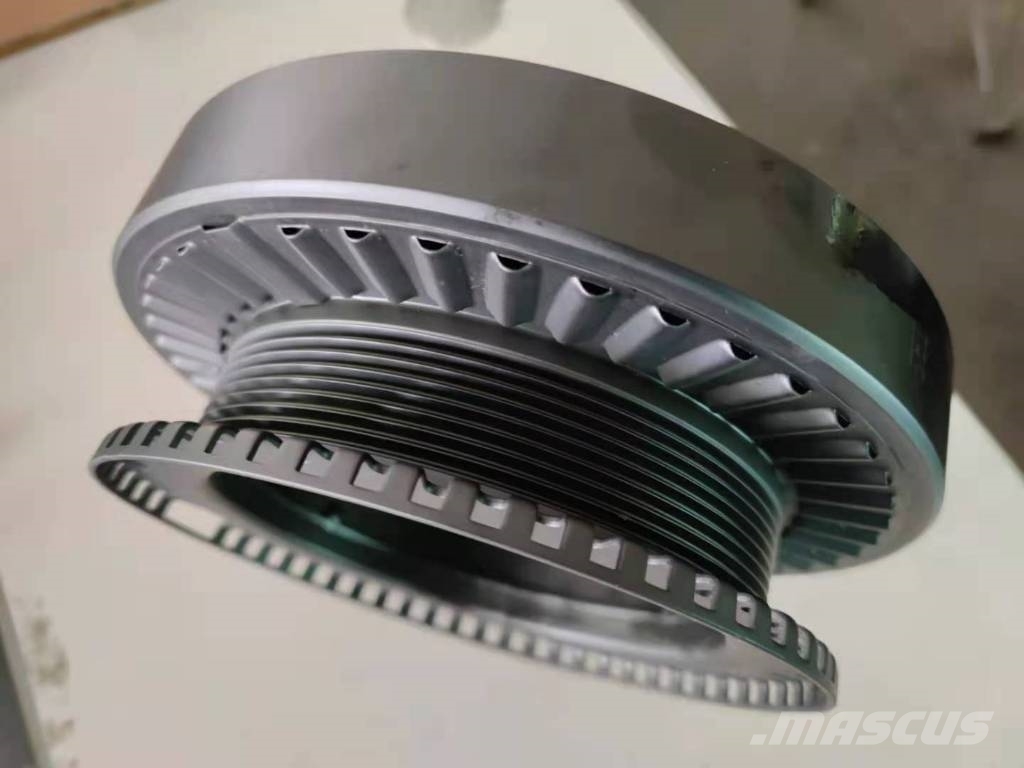 Cummins ISDE Vibration Damper 5256139 Screw 4896798 Motorer