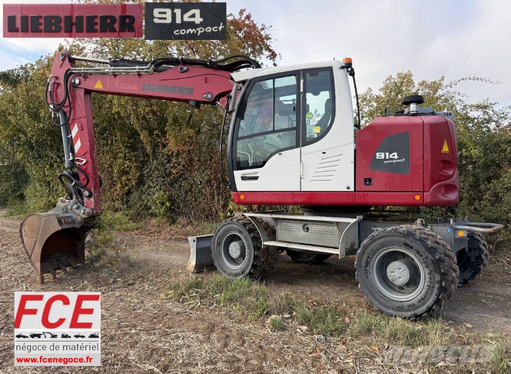Liebherr 914 Compact Litronic 1er Main حفارات بعجل