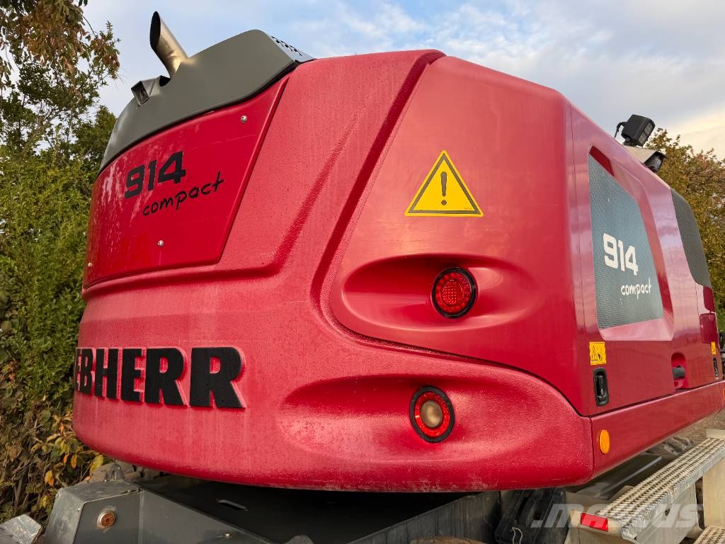 Liebherr 914 Compact Litronic 1er Main حفارات بعجل