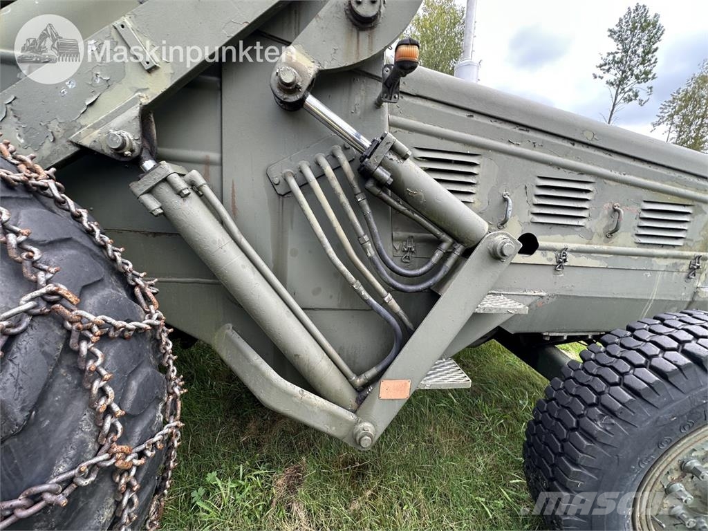 Volvo BM 218 Pyöräpuskutraktori