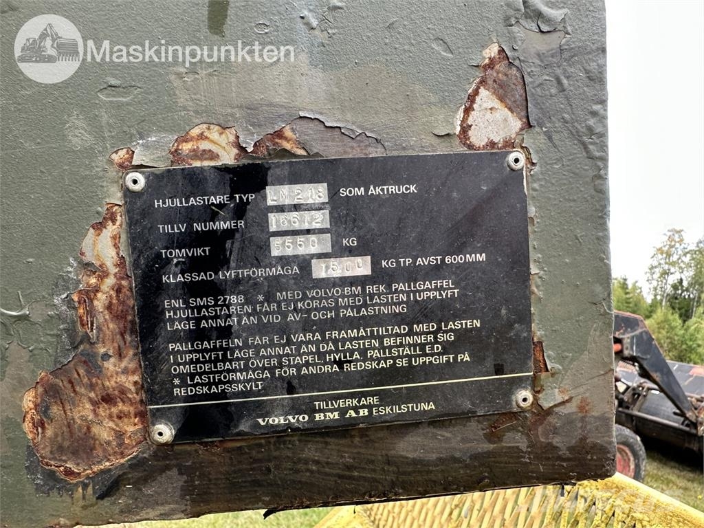 Volvo BM 218 Pyöräpuskutraktori