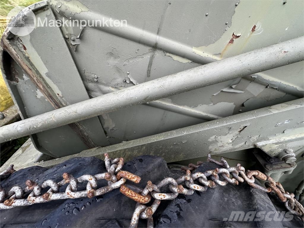 Volvo BM 218 Pyöräpuskutraktori