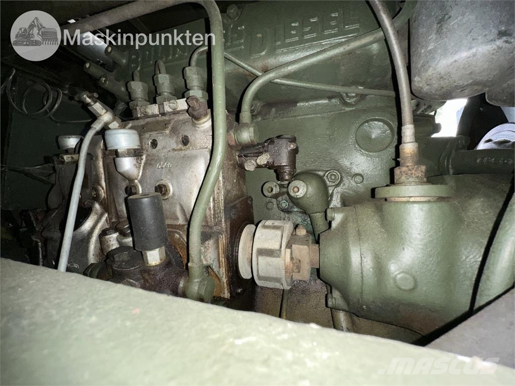 Volvo BM 218 Pyöräpuskutraktori