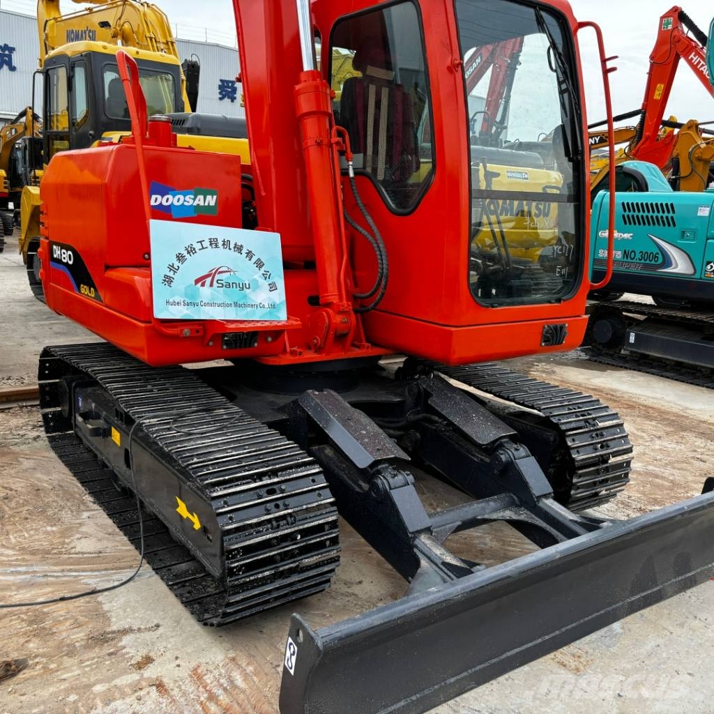 Doosan DH80 Raupenbagger