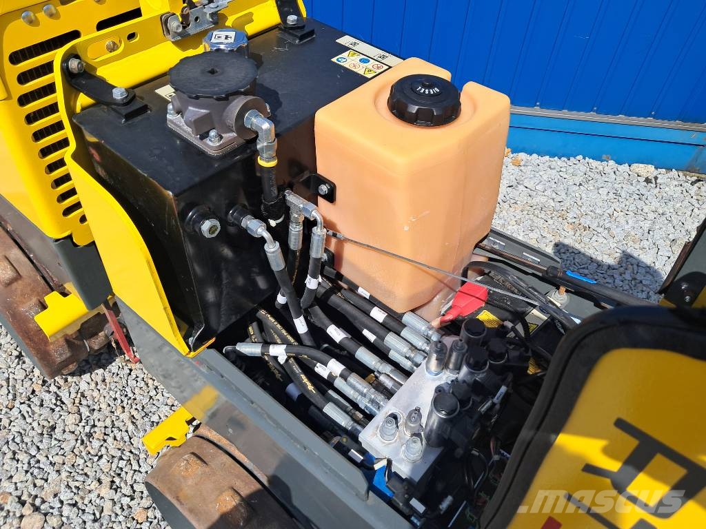 Wacker Neuson RT-SC3 RT SC 2 BOMAG BMP 8500 AMMANN RAMMAX 1575 Půdní kompaktory