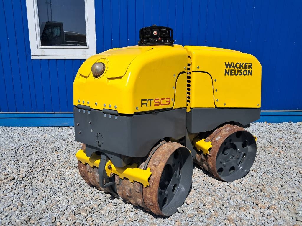 Wacker Neuson RT-SC3 RT SC 2 BOMAG BMP 8500 AMMANN RAMMAX 1575 Půdní kompaktory