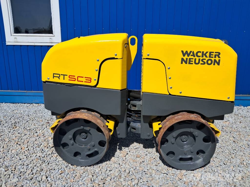 Wacker Neuson RT-SC3 RT SC 2 BOMAG BMP 8500 AMMANN RAMMAX 1575 Půdní kompaktory