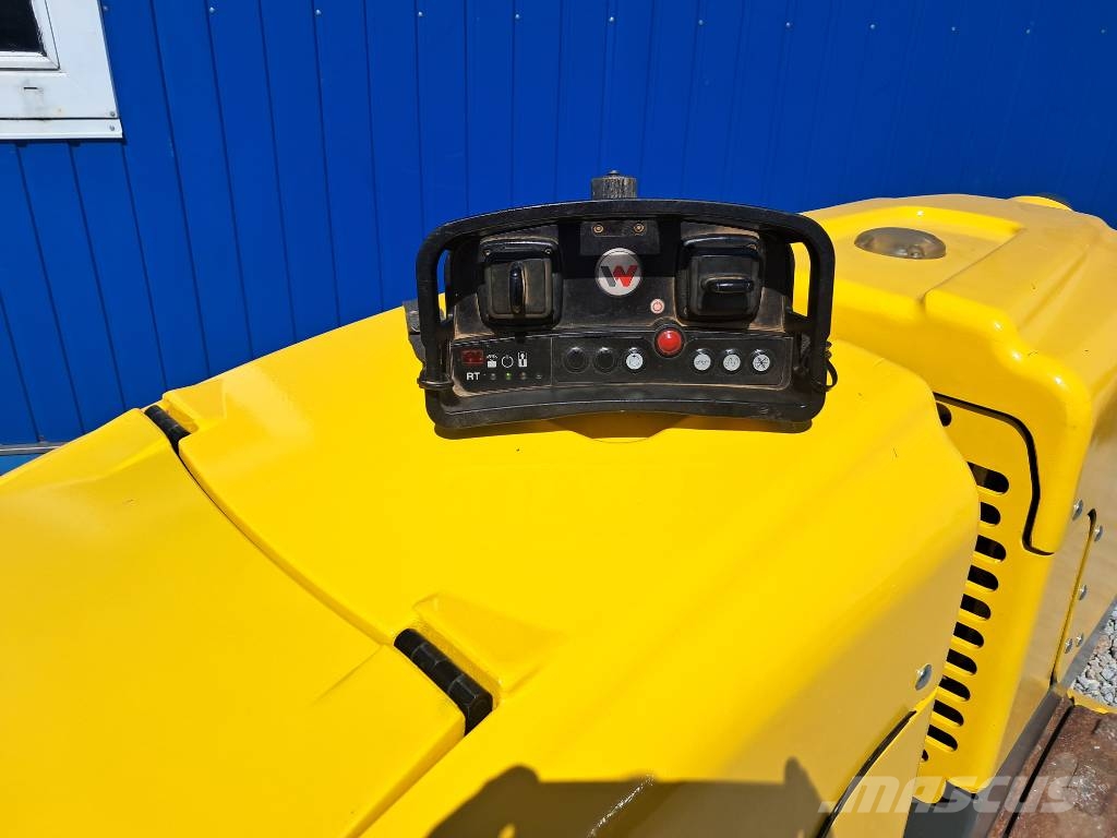Wacker Neuson RT-SC3 RT SC 2 BOMAG BMP 8500 AMMANN RAMMAX 1575 Půdní kompaktory