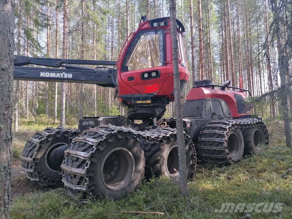 Komatsu 931 XC حصادات