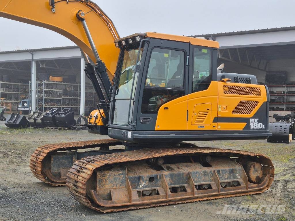 Hyundai HX 180 L Telakaivukoneet