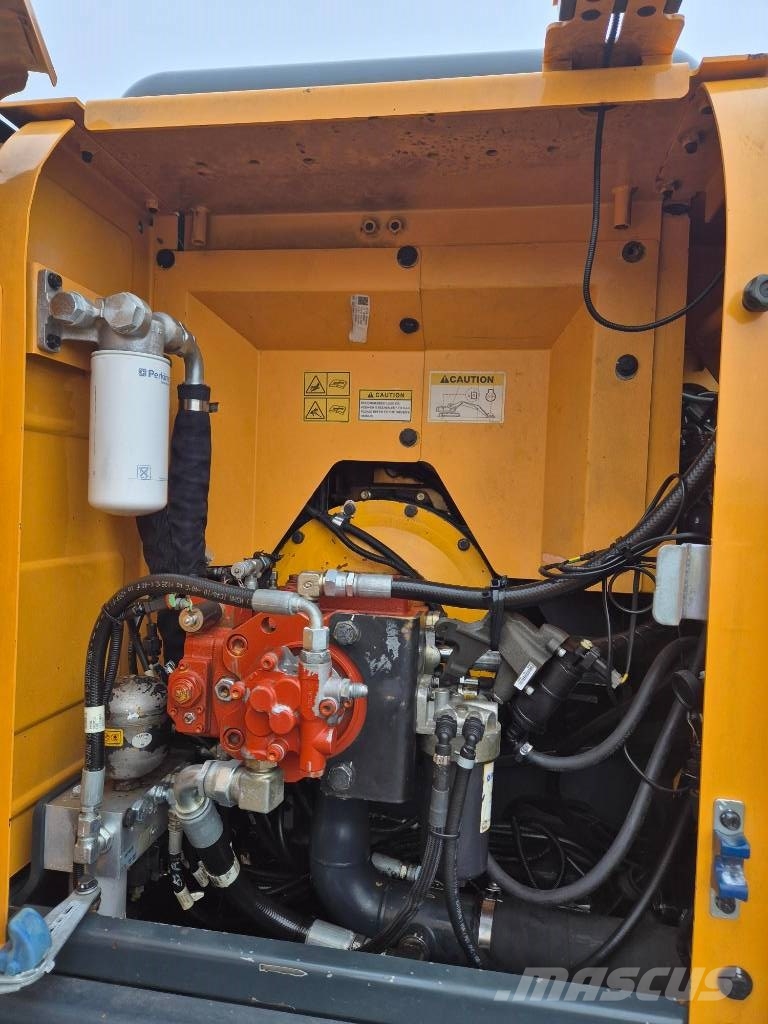 Hyundai HX 180 L Telakaivukoneet
