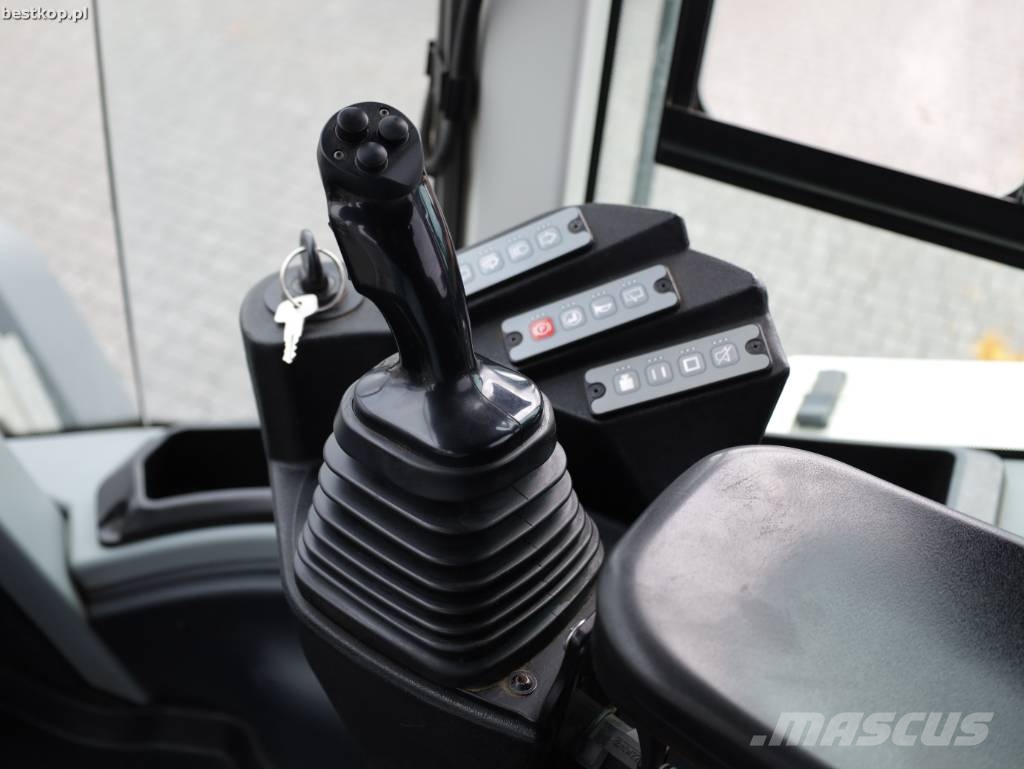 Liebherr L 556 Фронтальные погрузчики