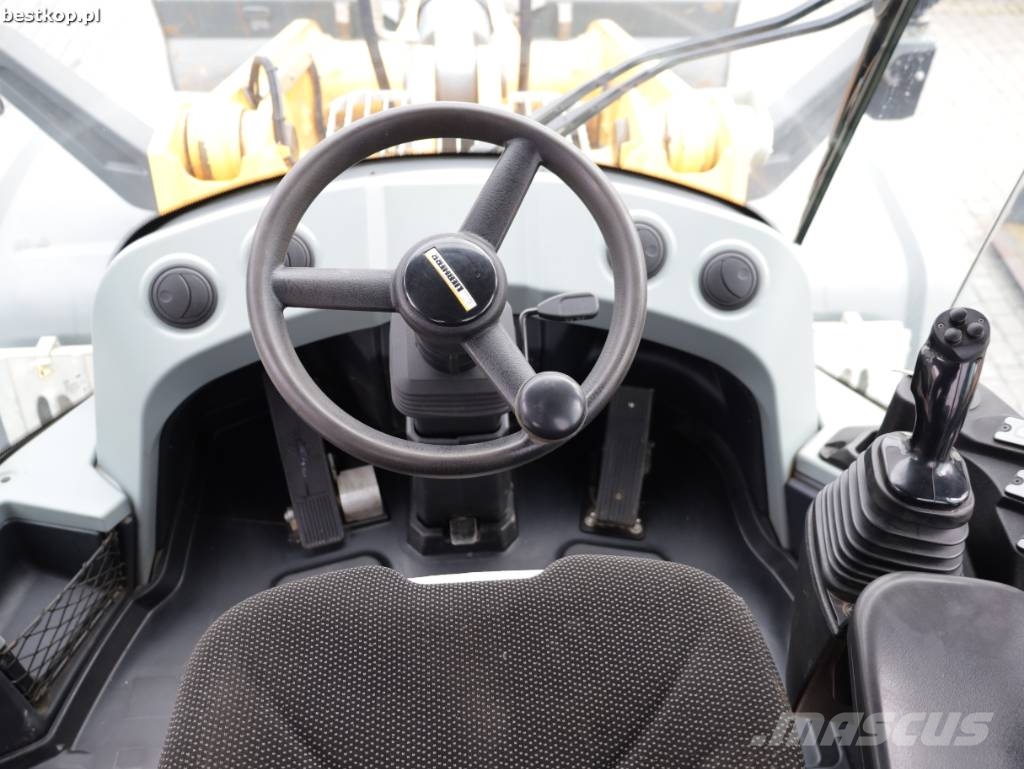 Liebherr L 556 Фронтальные погрузчики