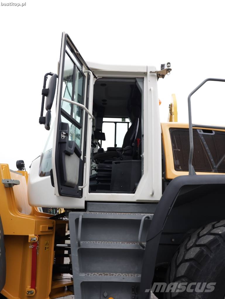 Liebherr L 556 Фронтальные погрузчики