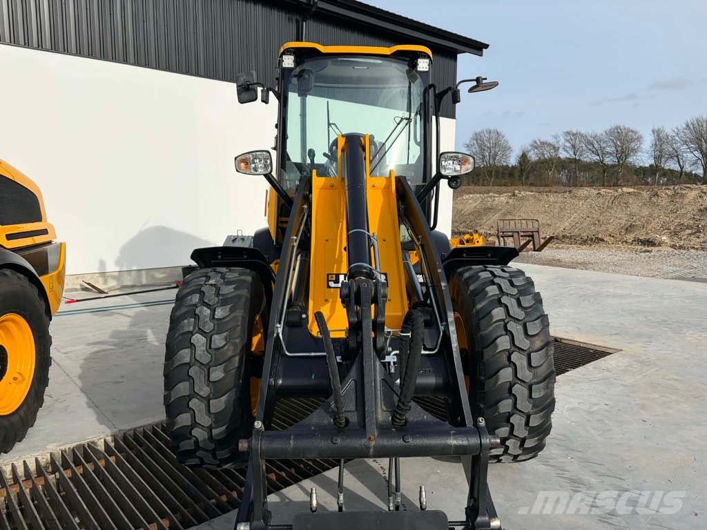 JCB 409 Agri Cargadoras multifunción