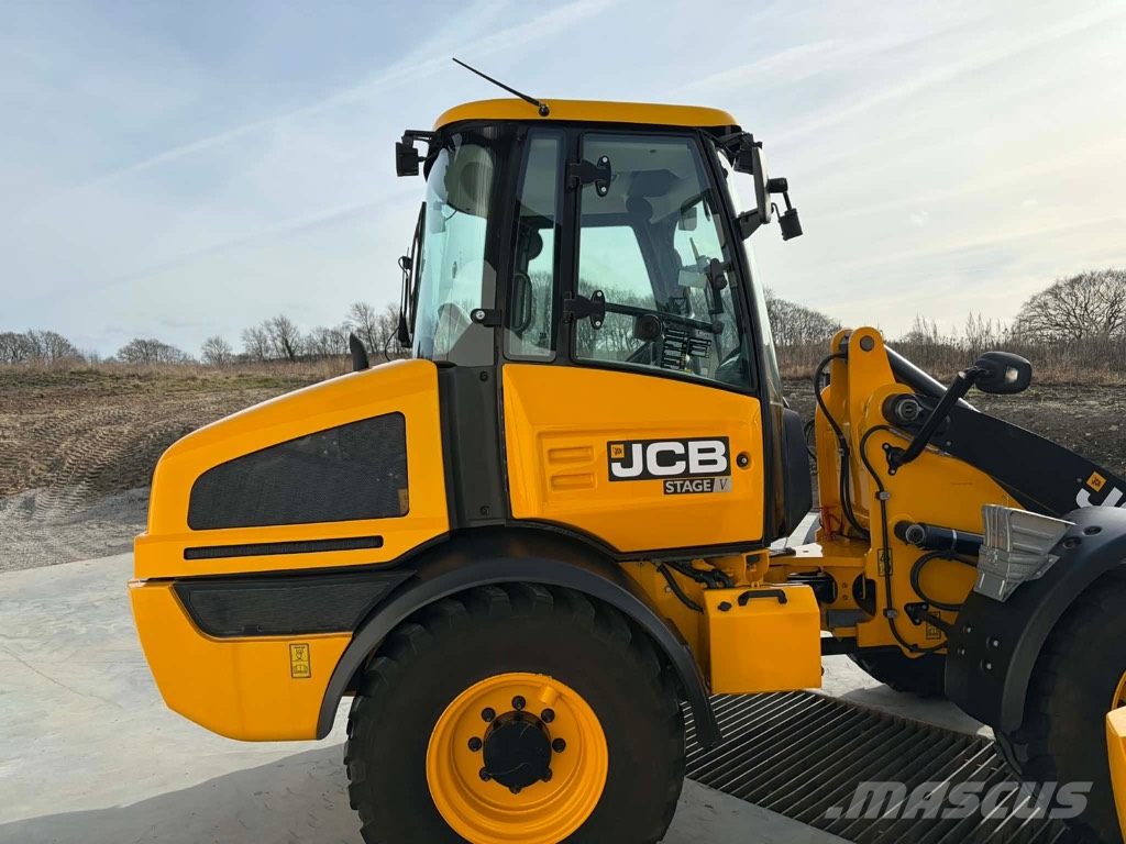 JCB 409 Agri Cargadoras multifunción