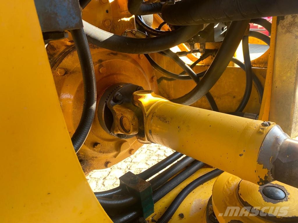 Volvo L110 E . 輪胎式裝載機