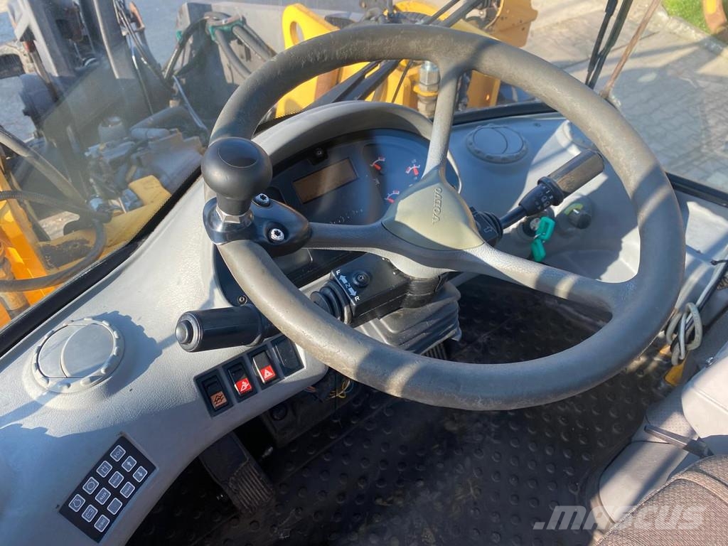 Volvo L110 E . 輪胎式裝載機
