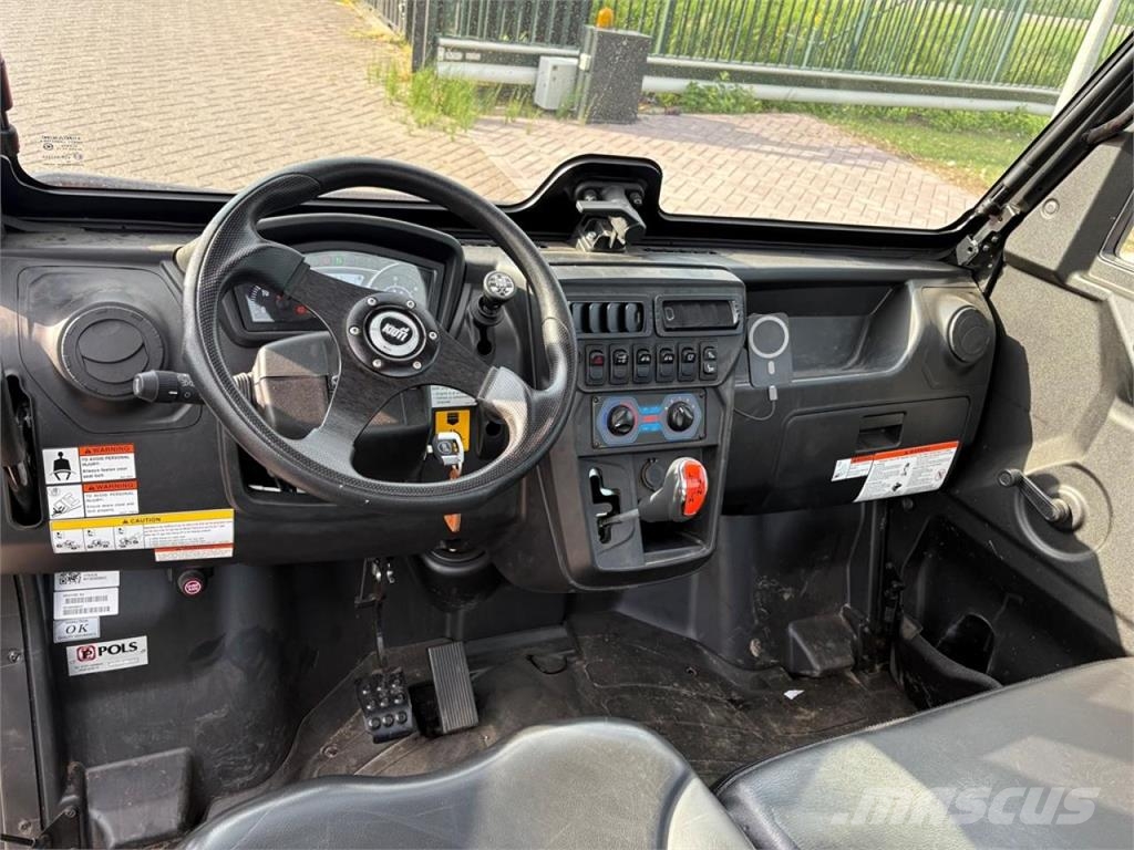 Kioti K9 2410 UTV UTV:er