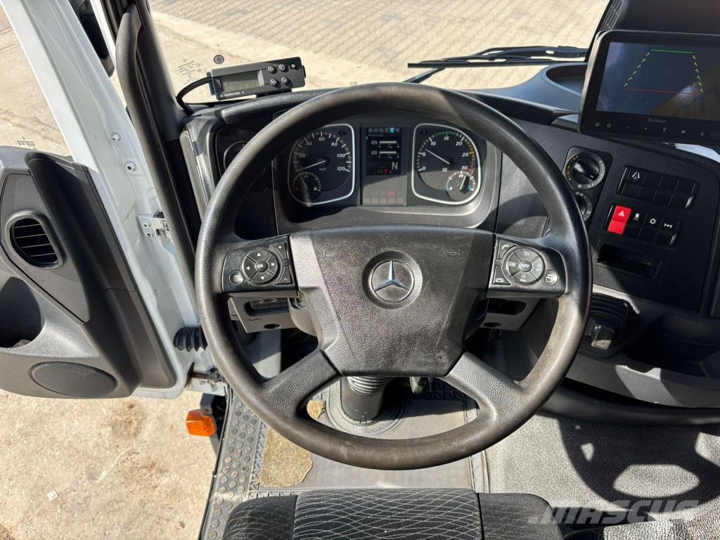 Mercedes-Benz 818 4x2 THERMOKING V600 MAX Camiones con temperatura controlada