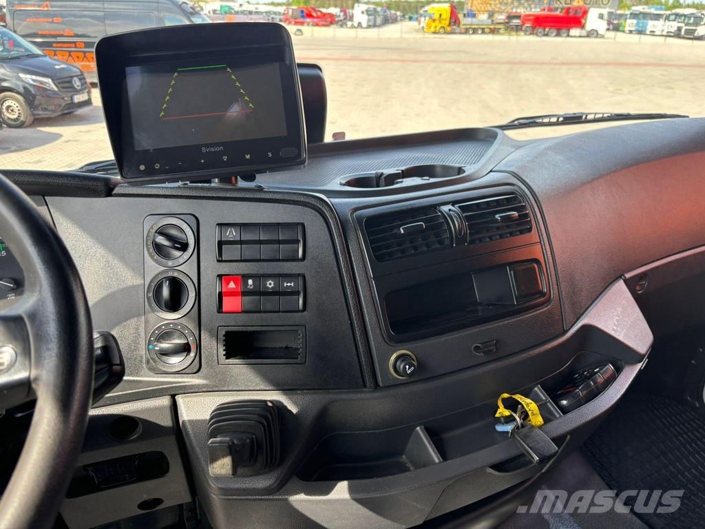 Mercedes-Benz 818 4x2 THERMOKING V600 MAX Isotermos y frigoríficos