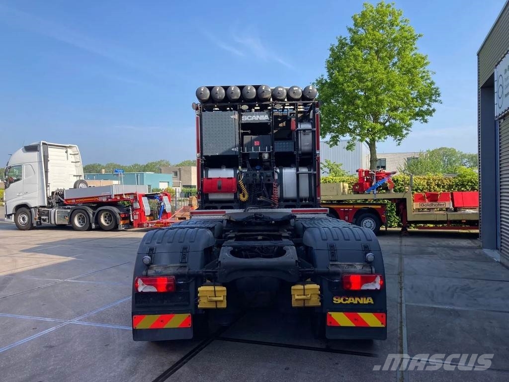 Scania R730 V8 8x4 Vilcēji