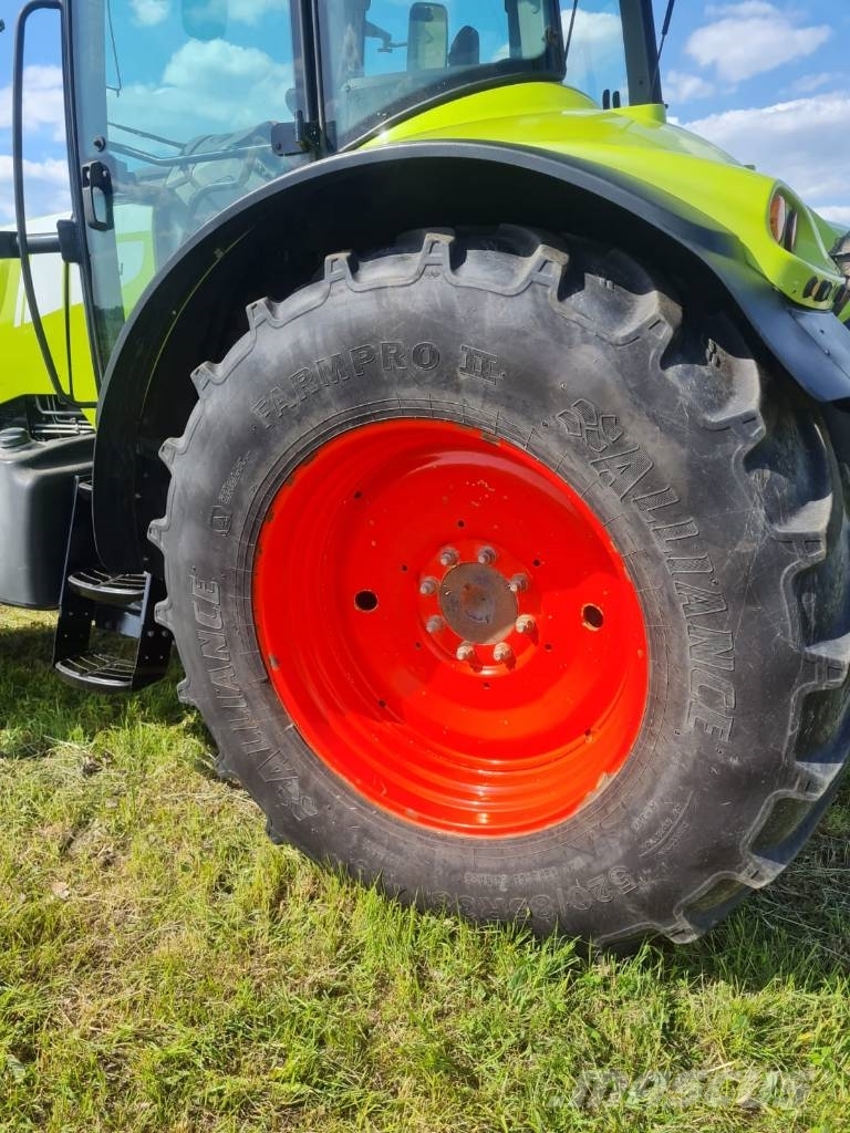 CLAAS Arion 630 CIS 2012r 8800mth Tractors