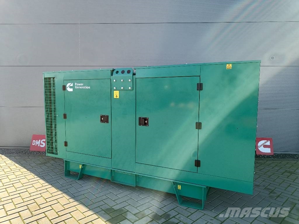 Cummins C110D5 ディーゼル発電機