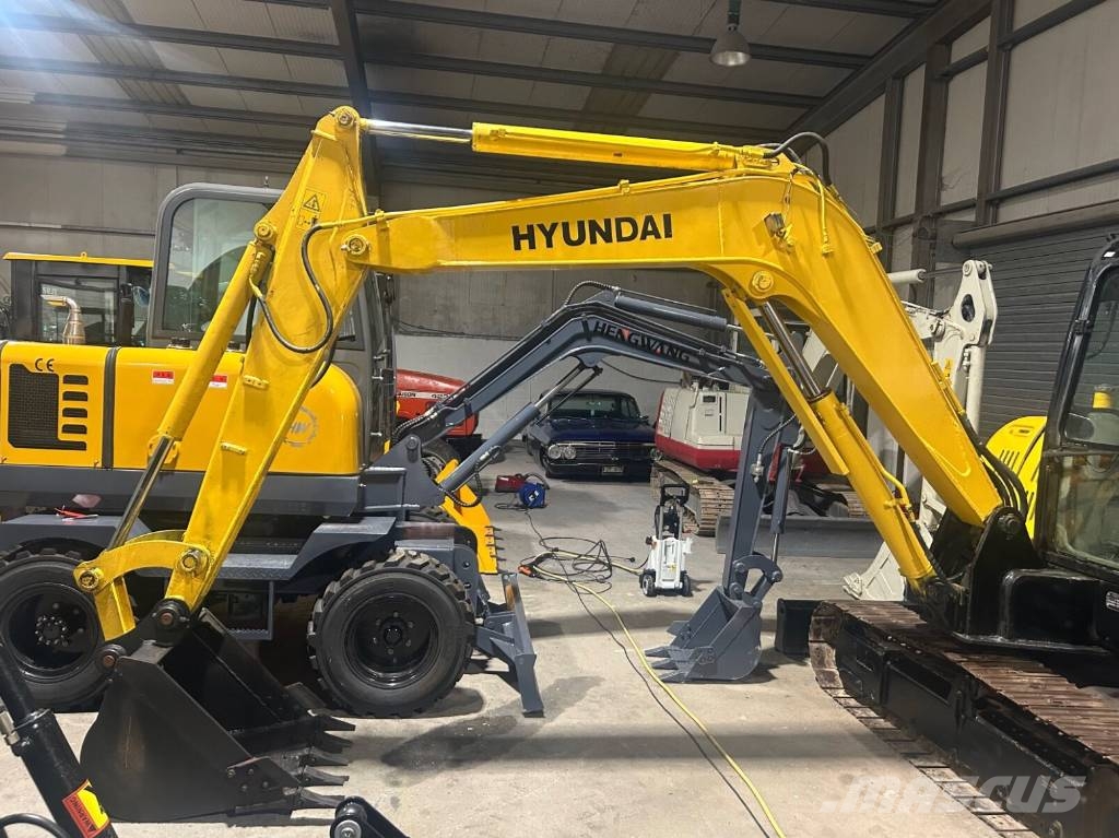 Hyundai R60-7 Bageri guseničari