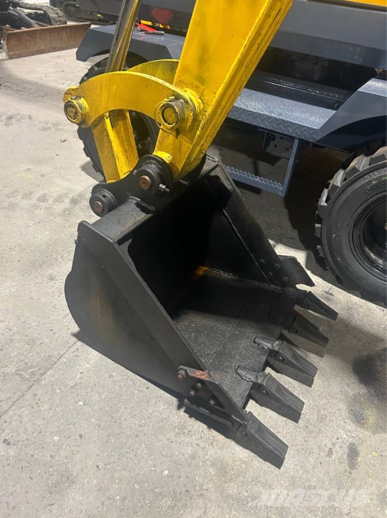 Hyundai R60-7 Bageri guseničari