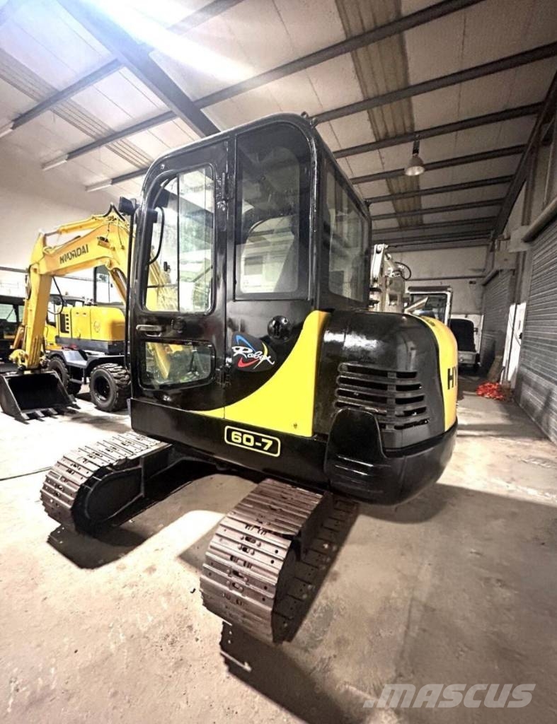 Hyundai R60-7 Bageri guseničari