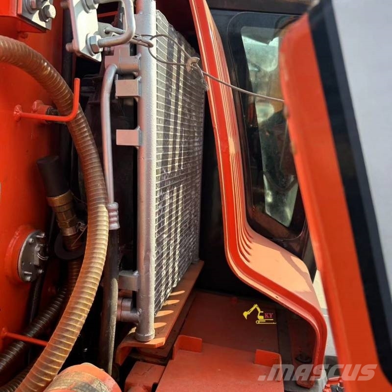 Doosan DX 60-9 C حفارات زحافة