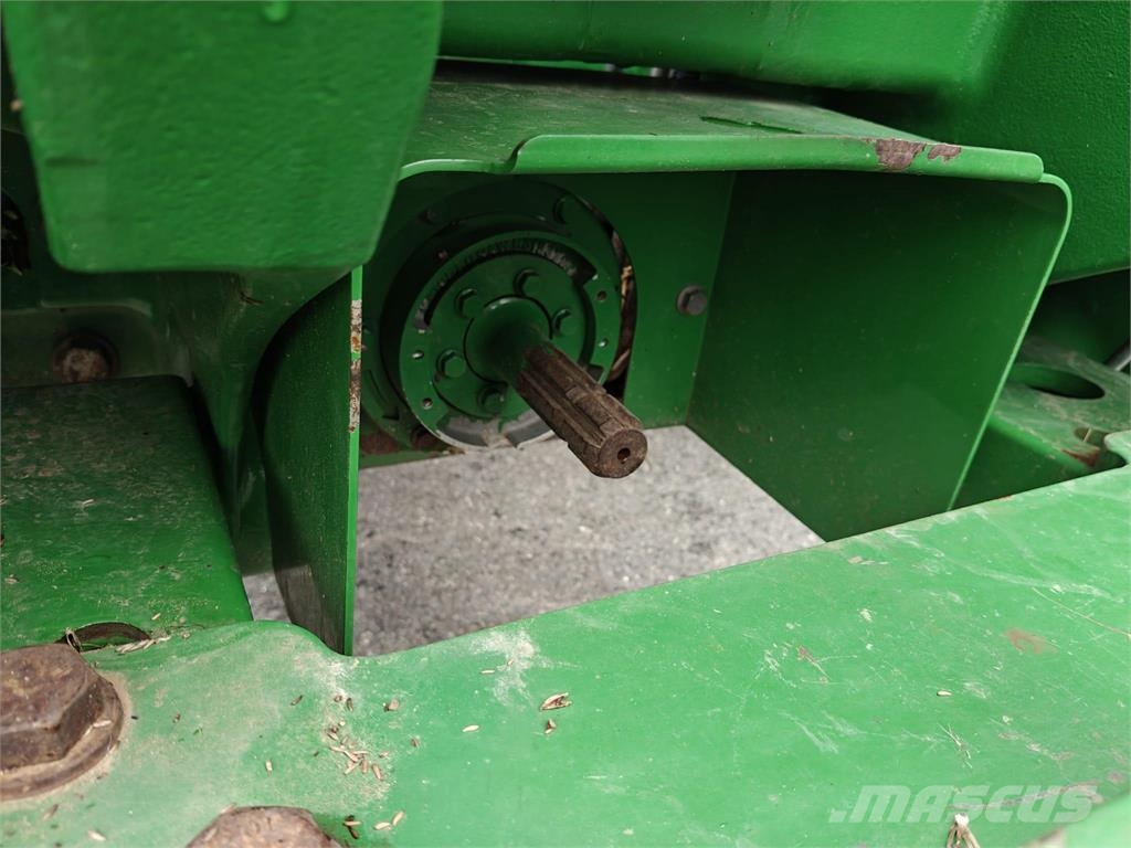 John Deere 8295R - e23 Tractoren