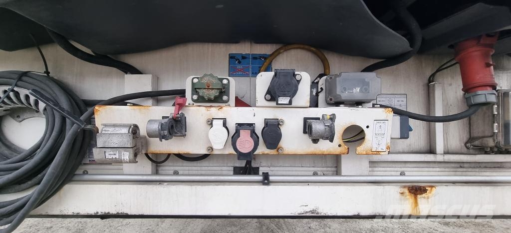 Schmitz Cargobull Trailer Reefer Flower Width & Dual Temp & Double S Koel-vries opleggers
