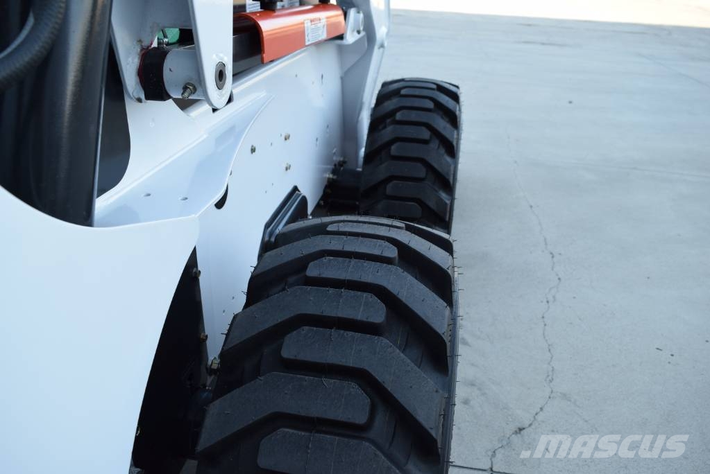 Bobcat S 300 لوادر انزلاقية التوجيه