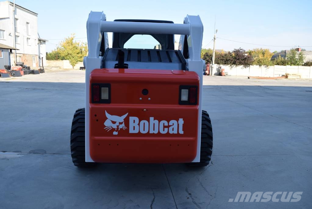 Bobcat S 300 لوادر انزلاقية التوجيه