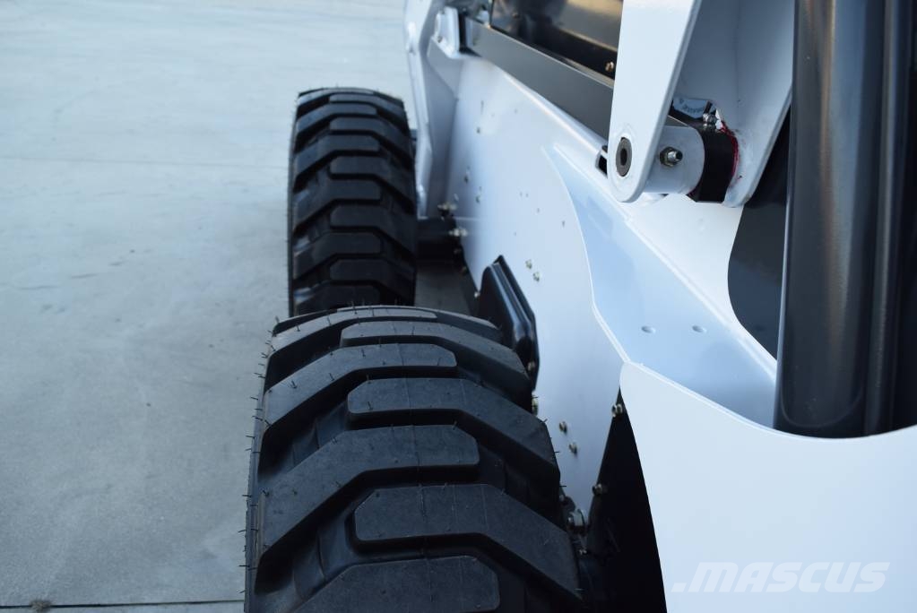 Bobcat S 300 لوادر انزلاقية التوجيه