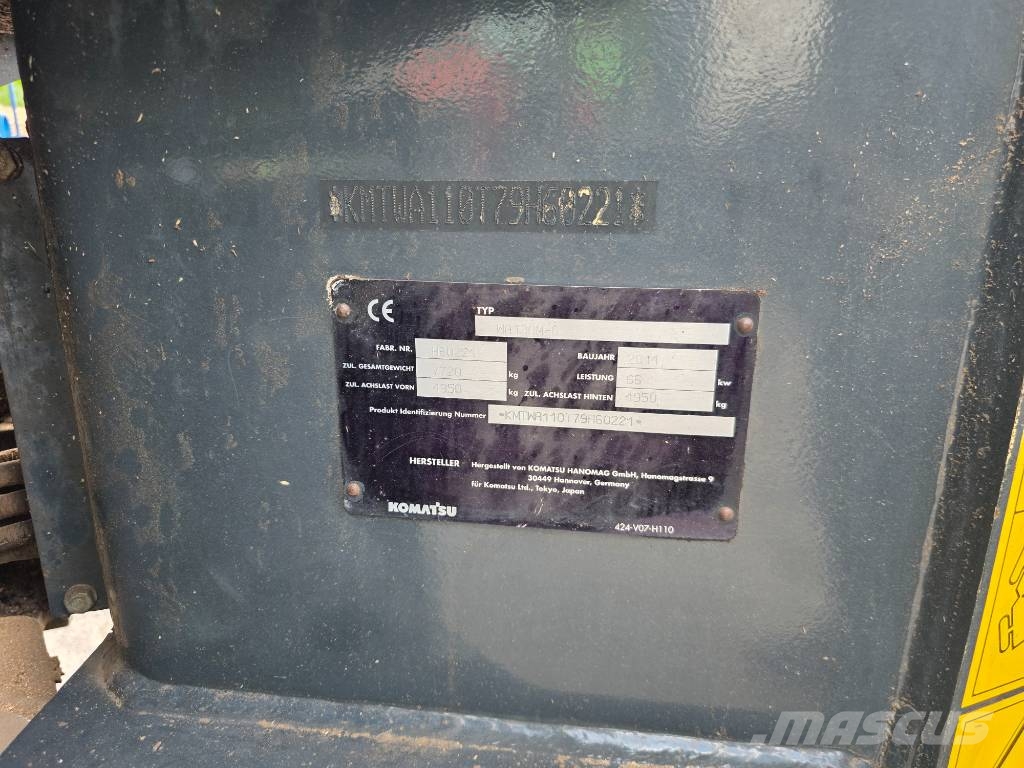 Komatsu WA100M-6 لوادر بعجل