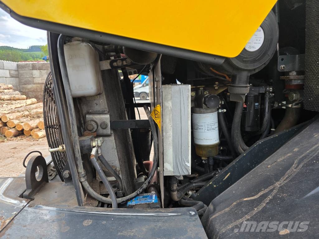 Komatsu WA100M-6 لوادر بعجل