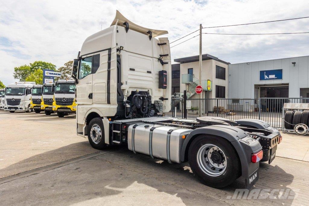 MAN TGX 18.510 BLS - INTARDER Vetopöytäautot
