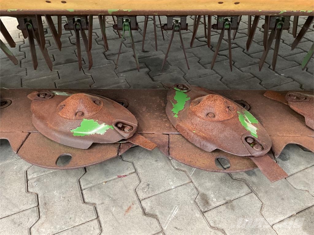 Krone EC 320 CV+B Pļaujmašīnas ar kondicionieri