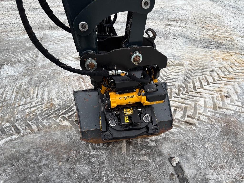 Hyundai HW 65 / Engcon, Pihdit, Rasvari, Lämmitin Escavadoras de rodas