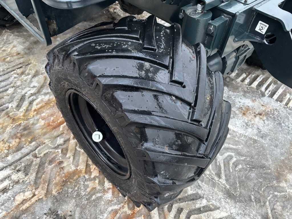 Hyundai HW 65 / Engcon, Pihdit, Rasvari, Lämmitin Escavadoras de rodas