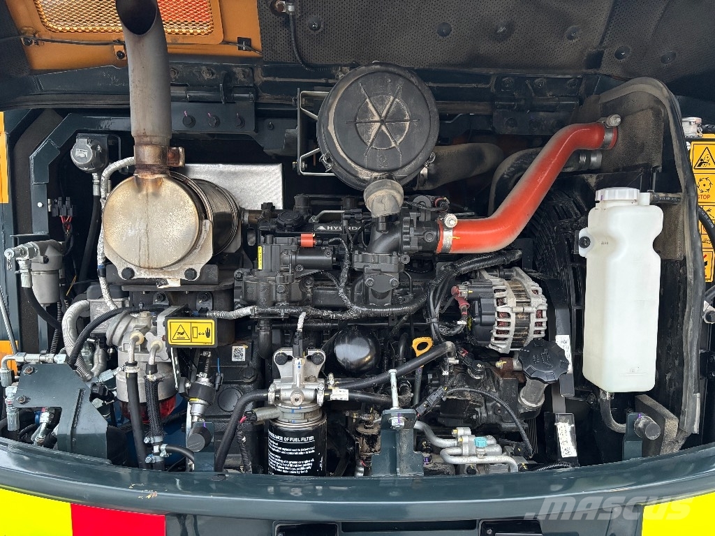 Hyundai HW 65 / Engcon, Pihdit, Rasvari, Lämmitin Escavadoras de rodas