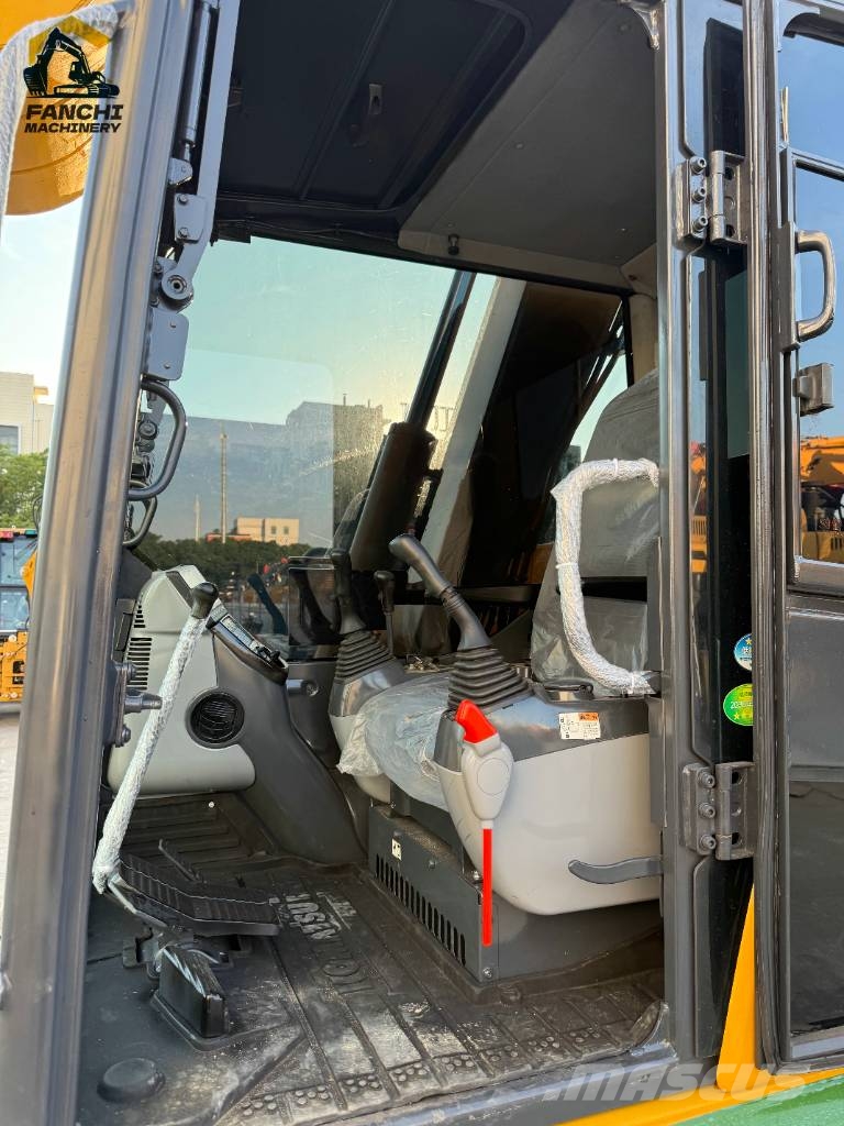 Komatsu PC 70 Kāpurķēžu ekskavatori