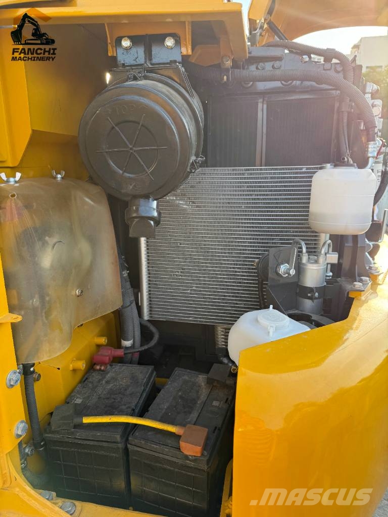 Komatsu PC 70 Kāpurķēžu ekskavatori