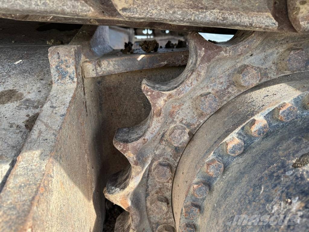 Hitachi ZX 350 LC-6 حفارات زحافة